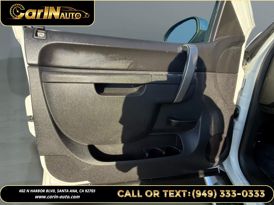 2012 Chevrolet Silverado 1500 2WD Crew Cab 143.5" LT, available for sale in Santa Ana, California | Carin Auto. Santa Ana, California 2012 Chevrolet Silverado 1500 2WD Crew Cab 143.5" LT, available for sale in Santa Ana, California | Carin Auto. Santa Ana, California