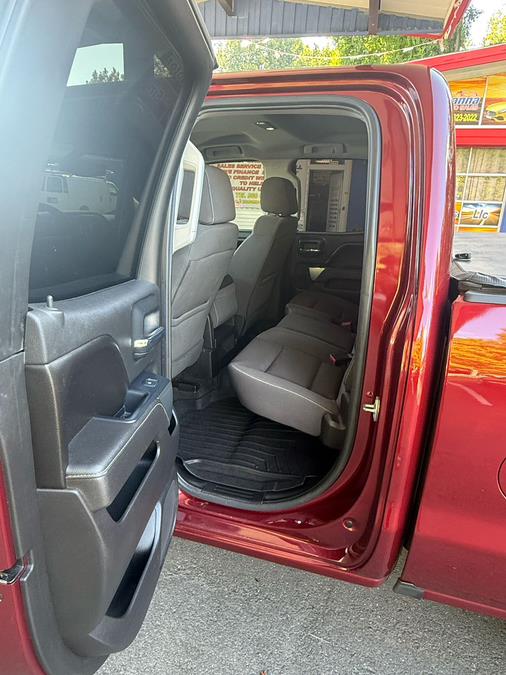 2017 Chevrolet Silverado 1500 4WD Double Cab 143.5" LT w/2LT, available for sale in Windsor Locks, Connecticut | JANNA MOTORS LLC. Windsor Locks, Connecticut 2017 Chevrolet Silverado 1500 4WD Double Cab 143.5" LT w/2LT, available for sale in Windsor Locks, Connecticut | JANNA MOTORS LLC. Windsor Locks, Connecticut
