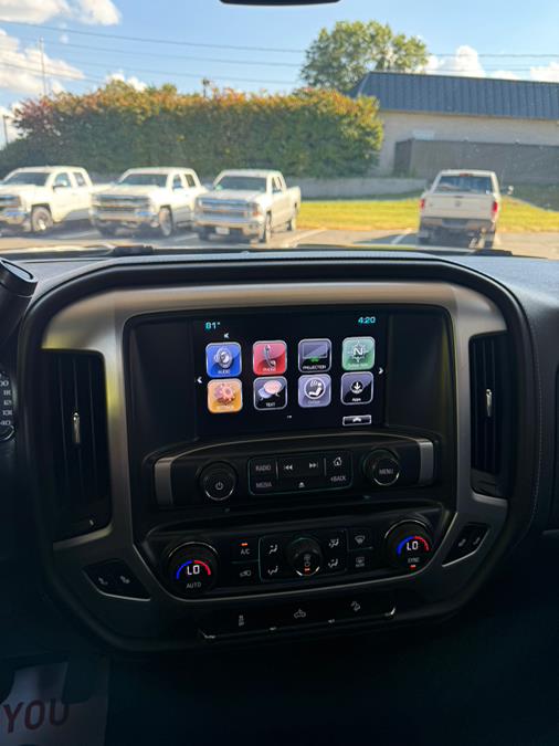 2017 GMC Sierra 1500 4WD Double Cab 143.5" SLE, available for sale in Windsor Locks, Connecticut | JANNA MOTORS LLC. Windsor Locks, Connecticut 2017 GMC Sierra 1500 4WD Double Cab 143.5" SLE, available for sale in Windsor Locks, Connecticut | JANNA MOTORS LLC. Windsor Locks, Connecticut