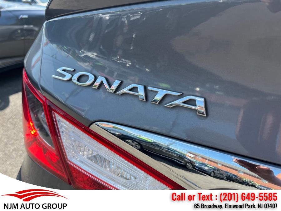 2014 Hyundai Sonata 4dr Sdn 2.4L Auto SE, available for sale in Elmwood Park, New Jersey | NJM Auto Group. Elmwood Park, New Jersey 2014 Hyundai Sonata 4dr Sdn 2.4L Auto SE, available for sale in Elmwood Park, New Jersey | NJM Auto Group. Elmwood Park, New Jersey
