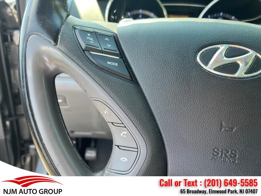 2014 Hyundai Sonata 4dr Sdn 2.4L Auto SE, available for sale in Elmwood Park, New Jersey | NJM Auto Group. Elmwood Park, New Jersey 2014 Hyundai Sonata 4dr Sdn 2.4L Auto SE, available for sale in Elmwood Park, New Jersey | NJM Auto Group. Elmwood Park, New Jersey