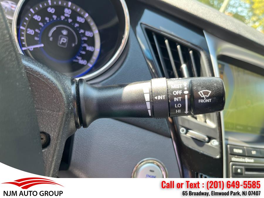 2014 Hyundai Sonata 4dr Sdn 2.4L Auto SE, available for sale in Elmwood Park, New Jersey | NJM Auto Group. Elmwood Park, New Jersey 2014 Hyundai Sonata 4dr Sdn 2.4L Auto SE, available for sale in Elmwood Park, New Jersey | NJM Auto Group. Elmwood Park, New Jersey