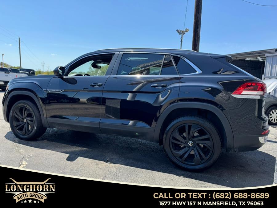 2020 Volkswagen Atlas Cross Sport 3.6L V6 SEL FWD, available for sale in Mansfield, Texas | Longhorn Auto Group. Mansfield, Texas 2020 Volkswagen Atlas Cross Sport 3.6L V6 SEL FWD, available for sale in Mansfield, Texas | Longhorn Auto Group. Mansfield, Texas