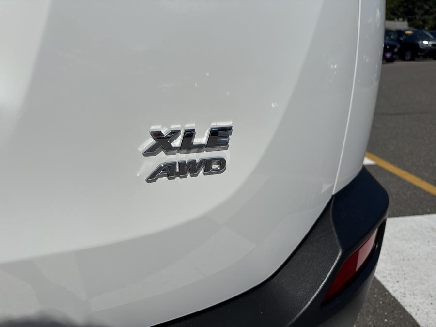 2015 Toyota RAV4 AWD 4dr XLE, available for sale in Waterbury, Connecticut | National Auto Brokers, Inc.. Waterbury, Connecticut 2015 Toyota RAV4 AWD 4dr XLE, available for sale in Waterbury, Connecticut | National Auto Brokers, Inc.. Waterbury, Connecticut