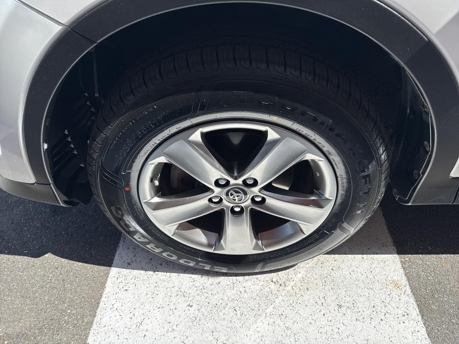 2015 Toyota RAV4 AWD 4dr XLE, available for sale in Waterbury, Connecticut | National Auto Brokers, Inc.. Waterbury, Connecticut 2015 Toyota RAV4 AWD 4dr XLE, available for sale in Waterbury, Connecticut | National Auto Brokers, Inc.. Waterbury, Connecticut