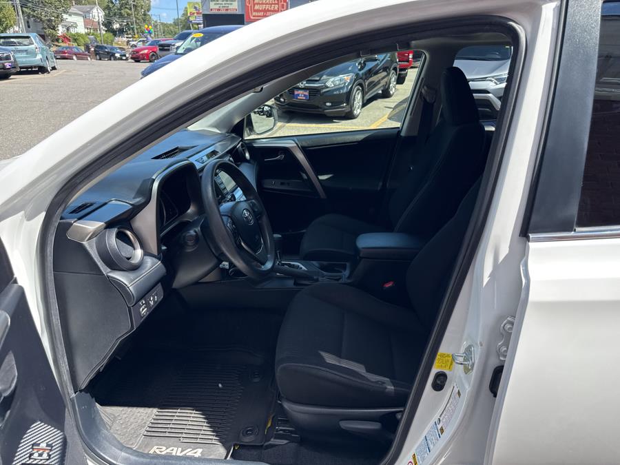 2015 Toyota RAV4 AWD 4dr XLE, available for sale in Waterbury, Connecticut | National Auto Brokers, Inc.. Waterbury, Connecticut 2015 Toyota RAV4 AWD 4dr XLE, available for sale in Waterbury, Connecticut | National Auto Brokers, Inc.. Waterbury, Connecticut