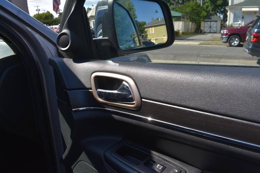 2016 Jeep Grand Cherokee Limited, available for sale in Hempstead, New York | Certified Automotive Group. Hempstead, New York 2016 Jeep Grand Cherokee Limited, available for sale in Hempstead, New York | Certified Automotive Group. Hempstead, New York