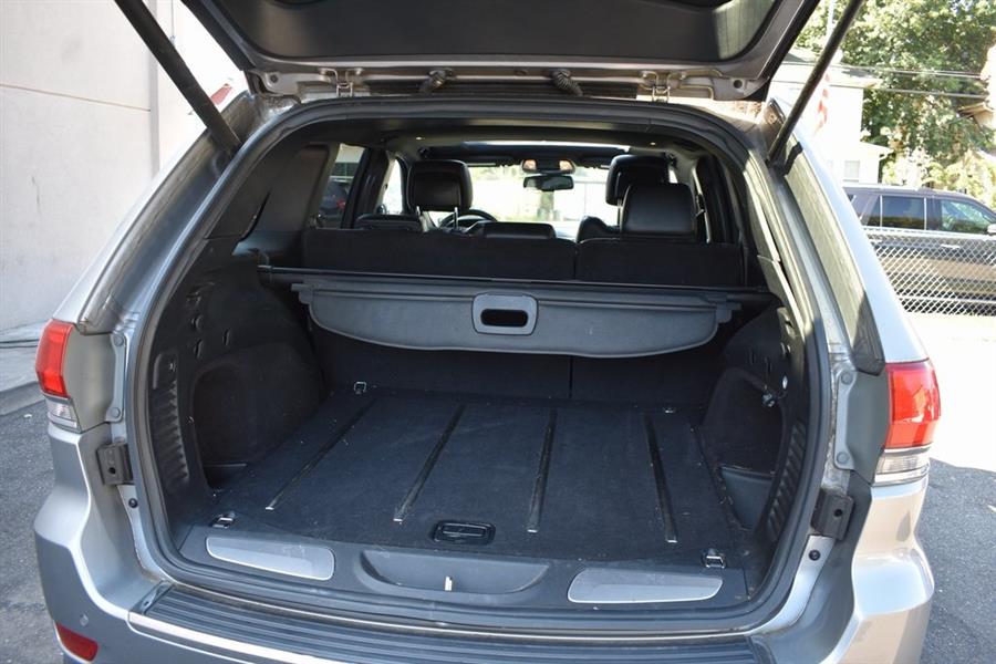 2016 Jeep Grand Cherokee Limited, available for sale in Hempstead, New York | Certified Automotive Group. Hempstead, New York 2016 Jeep Grand Cherokee Limited, available for sale in Hempstead, New York | Certified Automotive Group. Hempstead, New York