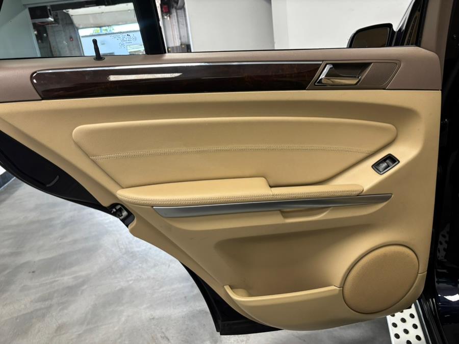 2010 Mercedes-Benz M-Class 4MATIC 4dr ML 350, available for sale in Elizabeth, New Jersey | Dream Auto Group. Elizabeth, New Jersey 2010 Mercedes-Benz M-Class 4MATIC 4dr ML 350, available for sale in Elizabeth, New Jersey | Dream Auto Group. Elizabeth, New Jersey