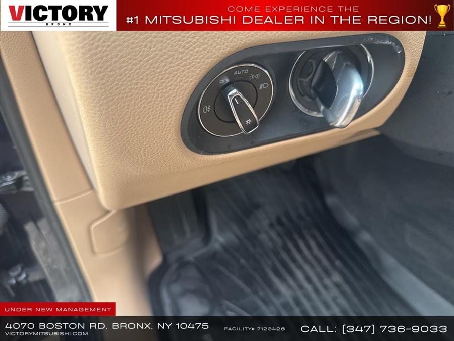 2022 Porsche Macan Base, available for sale in Floral Park, New York | Shop Auto NY. Floral Park, New York 2022 Porsche Macan Base, available for sale in Floral Park, New York | Shop Auto NY. Floral Park, New York