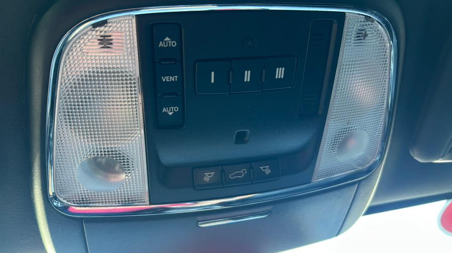 2014 Jeep Grand Cherokee 4WD 4dr Limited, available for sale in Branford, Connecticut | J&E Auto Sales LLC. Branford, Connecticut 2014 Jeep Grand Cherokee 4WD 4dr Limited, available for sale in Branford, Connecticut | J&E Auto Sales LLC. Branford, Connecticut