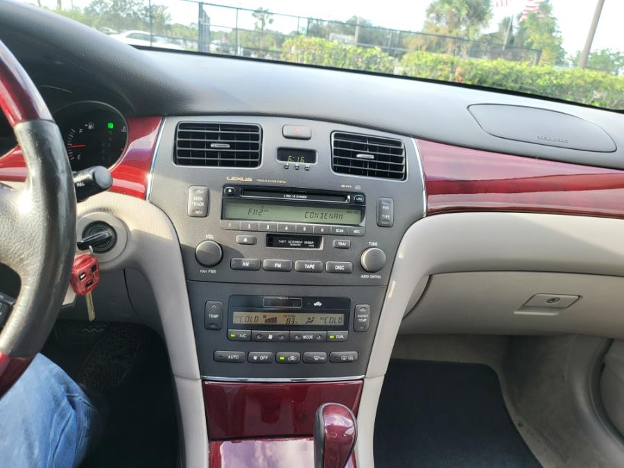 2004 Lexus ES 330 4dr Sdn, available for sale in Orlando, Florida | Mickeys Driver Mart. Orlando, Florida 2004 Lexus ES 330 4dr Sdn, available for sale in Orlando, Florida | Mickeys Driver Mart. Orlando, Florida