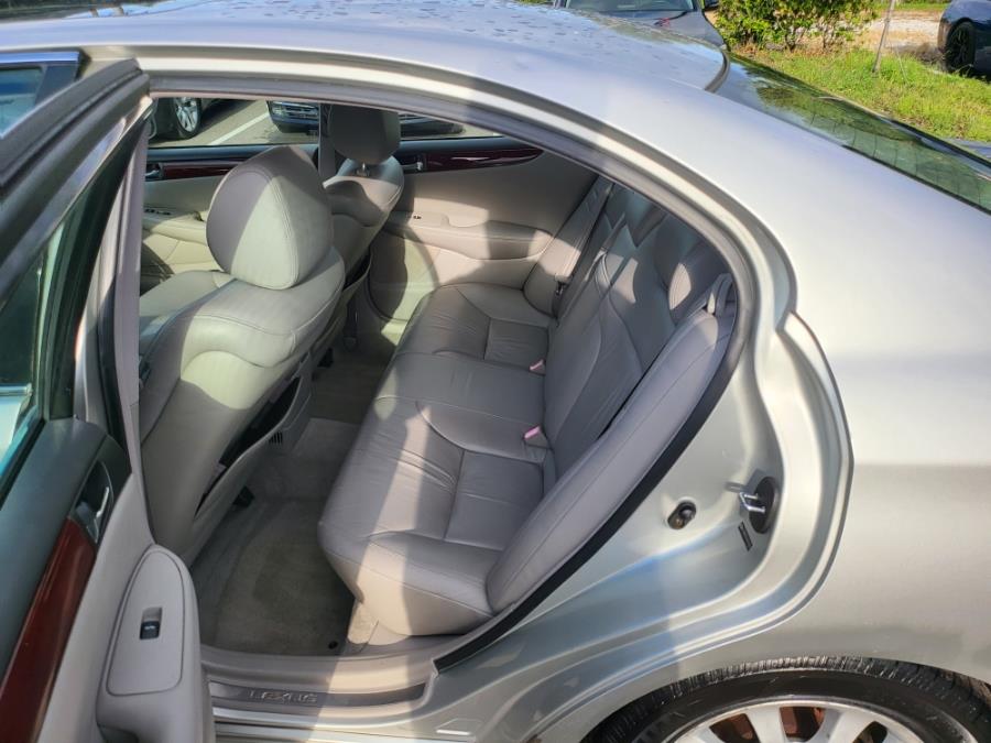 2004 Lexus ES 330 4dr Sdn, available for sale in Orlando, Florida | Mickeys Driver Mart. Orlando, Florida 2004 Lexus ES 330 4dr Sdn, available for sale in Orlando, Florida | Mickeys Driver Mart. Orlando, Florida