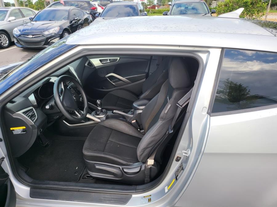 2013 Hyundai Veloster 3dr Cpe Man w/Black Int, available for sale in Orlando, Florida | Mickeys Driver Mart. Orlando, Florida 2013 Hyundai Veloster 3dr Cpe Man w/Black Int, available for sale in Orlando, Florida | Mickeys Driver Mart. Orlando, Florida