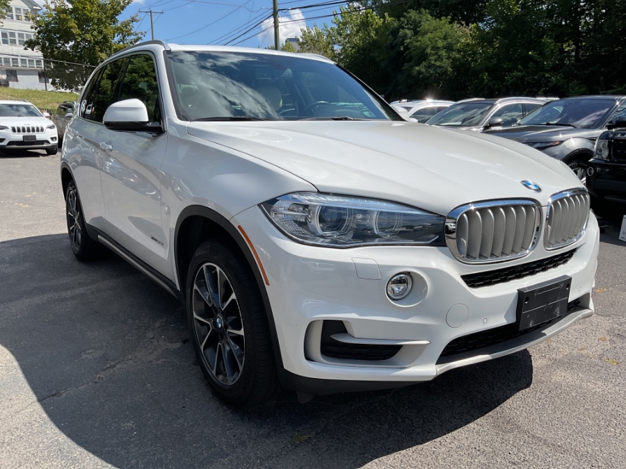 Used 2017 BMW X5 in Waterbury, Connecticut | Jim Juliani Motors. Waterbury, Connecticut