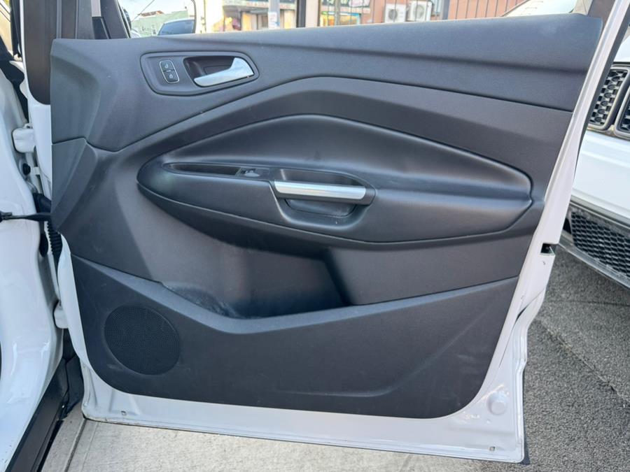 2019 Ford Escape SEL 4WD, available for sale in Jamaica, New York | Sunrise Autoland. Jamaica, New York 2019 Ford Escape SEL 4WD, available for sale in Jamaica, New York | Sunrise Autoland. Jamaica, New York