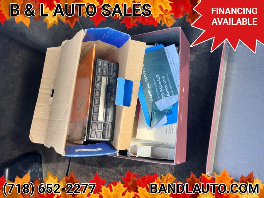1986 Mercedes-Benz 560SL 2dr Roadster, available for sale in Bronx, New York | B & L Auto Sales LLC. Bronx, New York 1986 Mercedes-Benz 560SL 2dr Roadster, available for sale in Bronx, New York | B & L Auto Sales LLC. Bronx, New York
