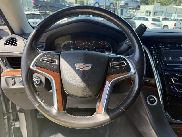 2019 Cadillac Escalade Luxury photo 14