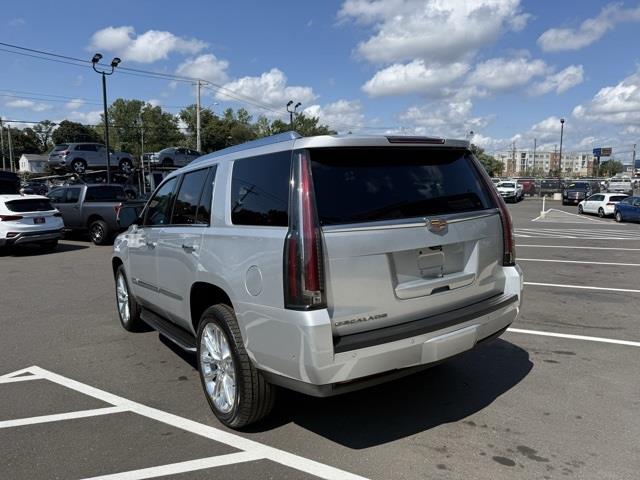 2019 Cadillac Escalade Luxury photo 5