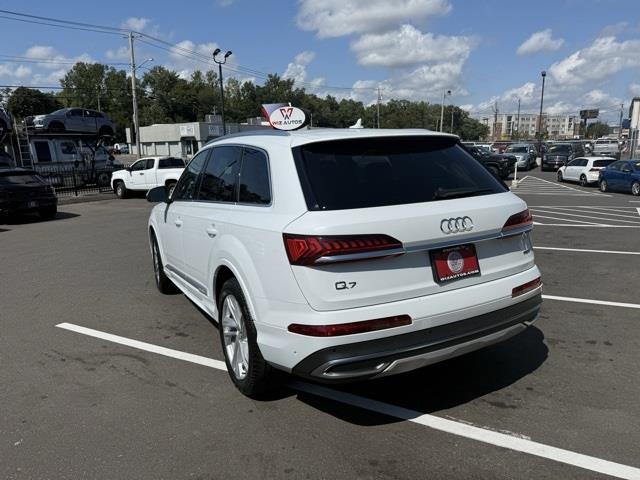 2020 Audi Q7 55 Premium Plus photo 3