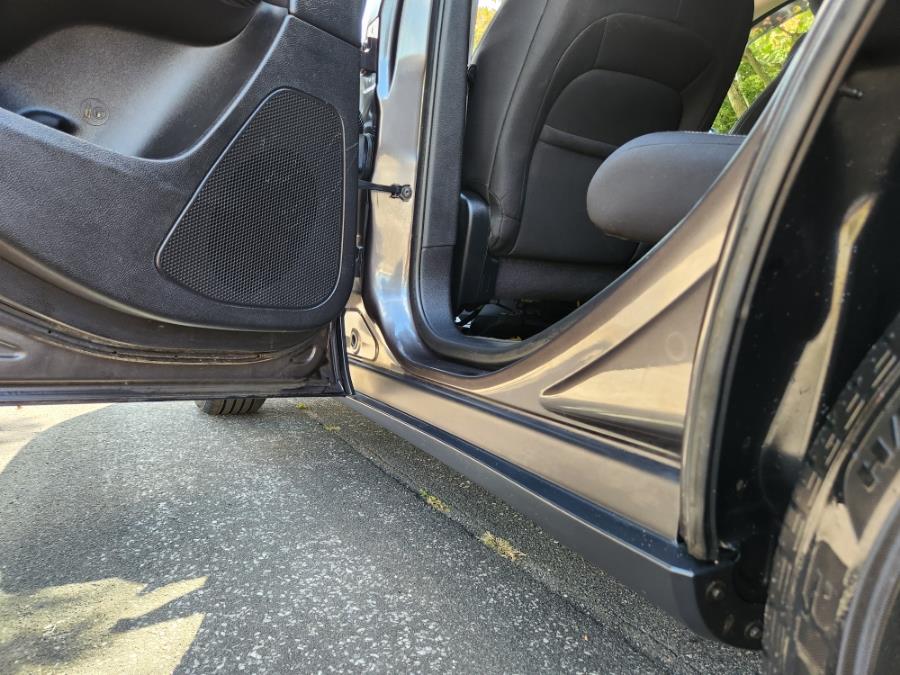2014 Jeep Cherokee 4WD 4dr Latitude, available for sale in West Babylon, New York | SGM Auto Sales. West Babylon, New York 2014 Jeep Cherokee 4WD 4dr Latitude, available for sale in West Babylon, New York | SGM Auto Sales. West Babylon, New York