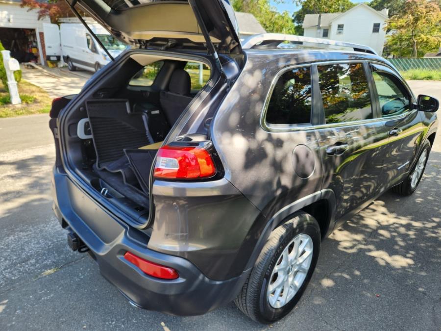 2014 Jeep Cherokee 4WD 4dr Latitude, available for sale in West Babylon, New York | SGM Auto Sales. West Babylon, New York 2014 Jeep Cherokee 4WD 4dr Latitude, available for sale in West Babylon, New York | SGM Auto Sales. West Babylon, New York