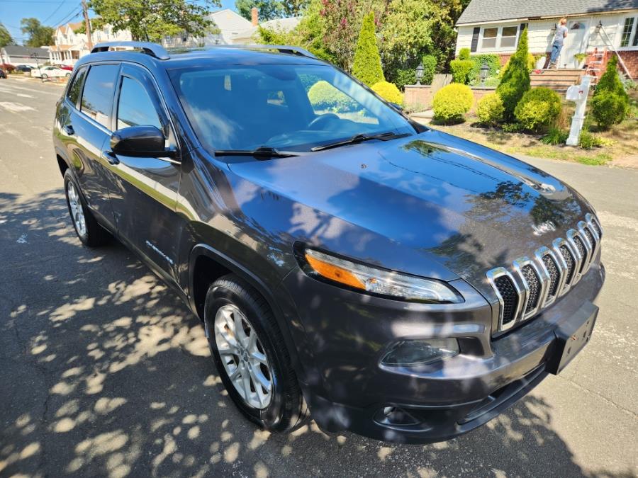 2014 Jeep Cherokee 4WD 4dr Latitude, available for sale in West Babylon, New York | SGM Auto Sales. West Babylon, New York 2014 Jeep Cherokee 4WD 4dr Latitude, available for sale in West Babylon, New York | SGM Auto Sales. West Babylon, New York