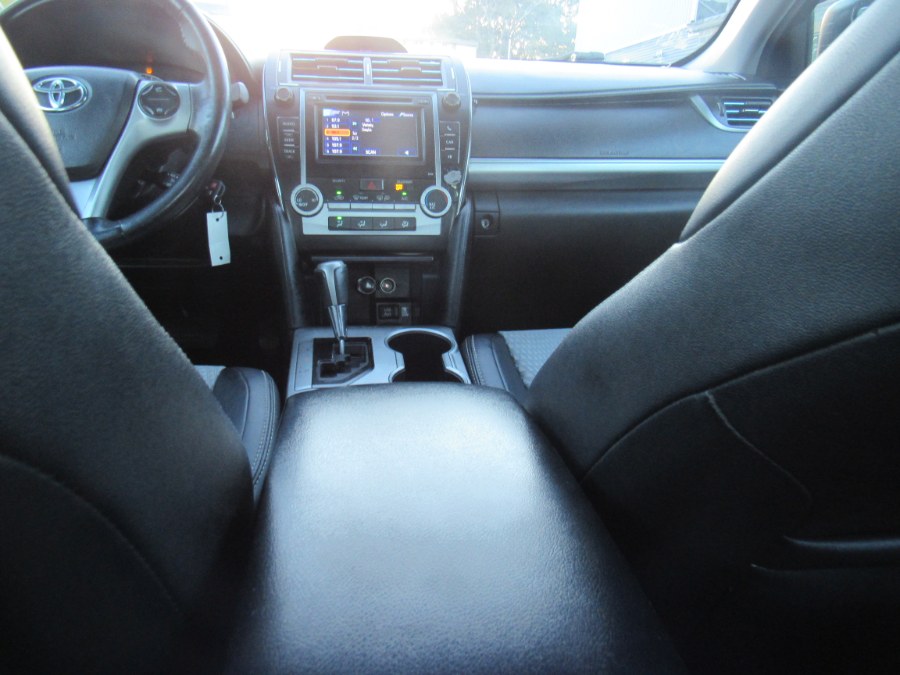 2013 Toyota Camry 4dr Sdn I4 Auto SE (Natl), available for sale in Worcester, Massachusetts | Hilario's Auto Sales Inc.. Worcester, Massachusetts 2013 Toyota Camry 4dr Sdn I4 Auto SE (Natl), available for sale in Worcester, Massachusetts | Hilario's Auto Sales Inc.. Worcester, Massachusetts