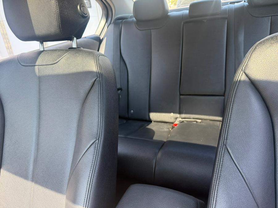 2015 BMW 3 Series 4dr Sdn 320i xDrive AWD, available for sale in Bridgeport, Connecticut | CT Auto. Bridgeport, Connecticut 2015 BMW 3 Series 4dr Sdn 320i xDrive AWD, available for sale in Bridgeport, Connecticut | CT Auto. Bridgeport, Connecticut