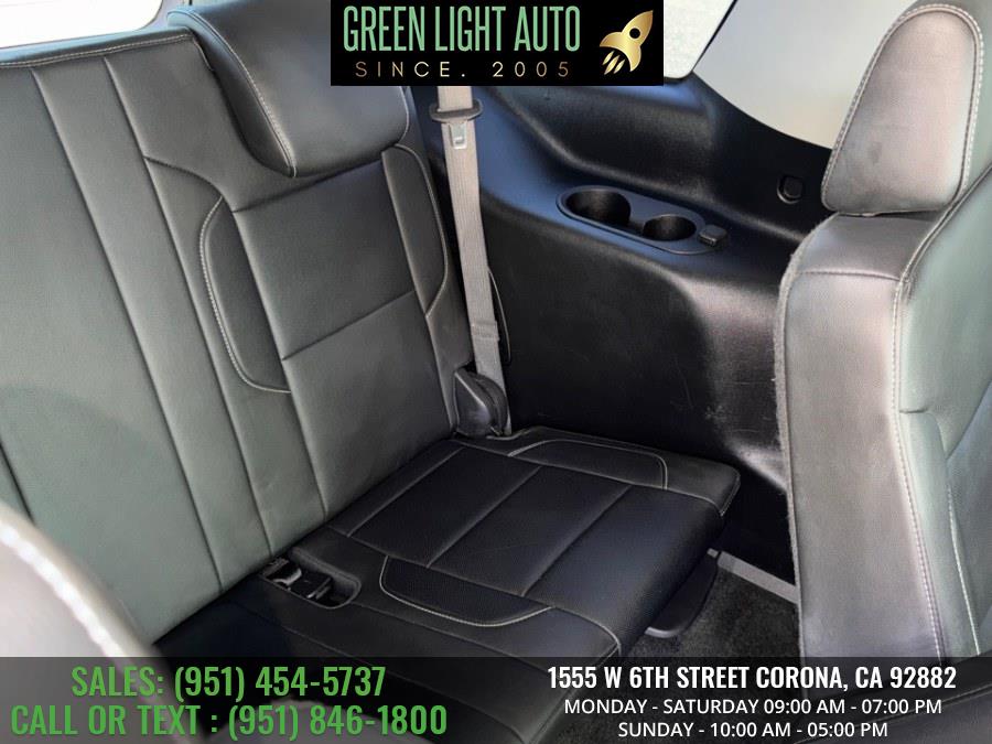 2018 Chevrolet Tahoe 2WD 4dr Premier, available for sale in Corona, California | Green Light Auto. Corona, California 2018 Chevrolet Tahoe 2WD 4dr Premier, available for sale in Corona, California | Green Light Auto. Corona, California