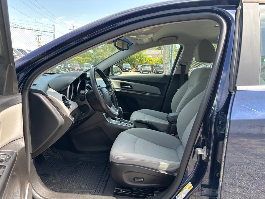 2011 Chevrolet Cruze 4dr Sdn LT w/1LT, available for sale in Milford, Connecticut | Dealertown Auto Wholesalers. Milford, Connecticut 2011 Chevrolet Cruze 4dr Sdn LT w/1LT, available for sale in Milford, Connecticut | Dealertown Auto Wholesalers. Milford, Connecticut