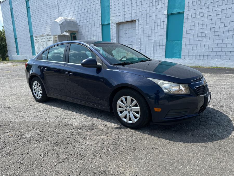 2011 Chevrolet Cruze 4dr Sdn LT w/1LT, available for sale in Milford, Connecticut | Dealertown Auto Wholesalers. Milford, Connecticut 2011 Chevrolet Cruze 4dr Sdn LT w/1LT, available for sale in Milford, Connecticut | Dealertown Auto Wholesalers. Milford, Connecticut