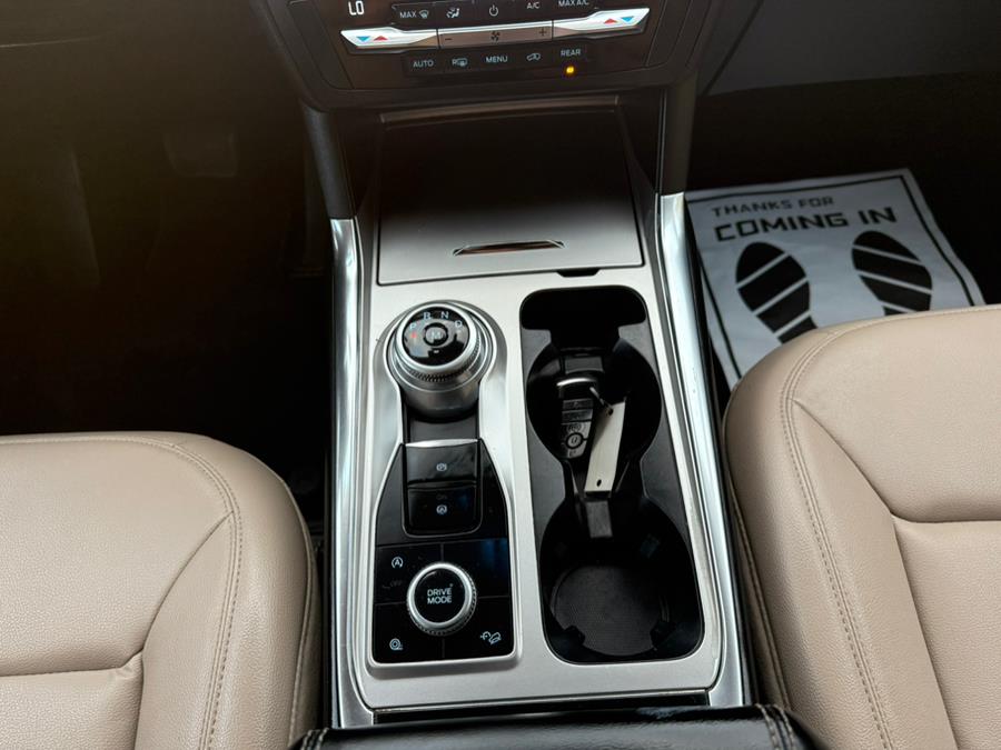2020 Ford Explorer XLT 4WD, available for sale in Philadelphia, Pennsylvania | Eugen's Auto Sales & Repairs. Philadelphia, Pennsylvania 2020 Ford Explorer XLT 4WD, available for sale in Philadelphia, Pennsylvania | Eugen's Auto Sales & Repairs. Philadelphia, Pennsylvania