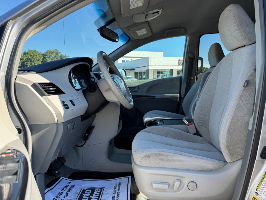 2013 Toyota Sienna 5dr 7-Pass Van V6 LE FWD (Natl), available for sale in Ortonville, Michigan | Marsh Auto Sales LLC. Ortonville, Michigan 2013 Toyota Sienna 5dr 7-Pass Van V6 LE FWD (Natl), available for sale in Ortonville, Michigan | Marsh Auto Sales LLC. Ortonville, Michigan