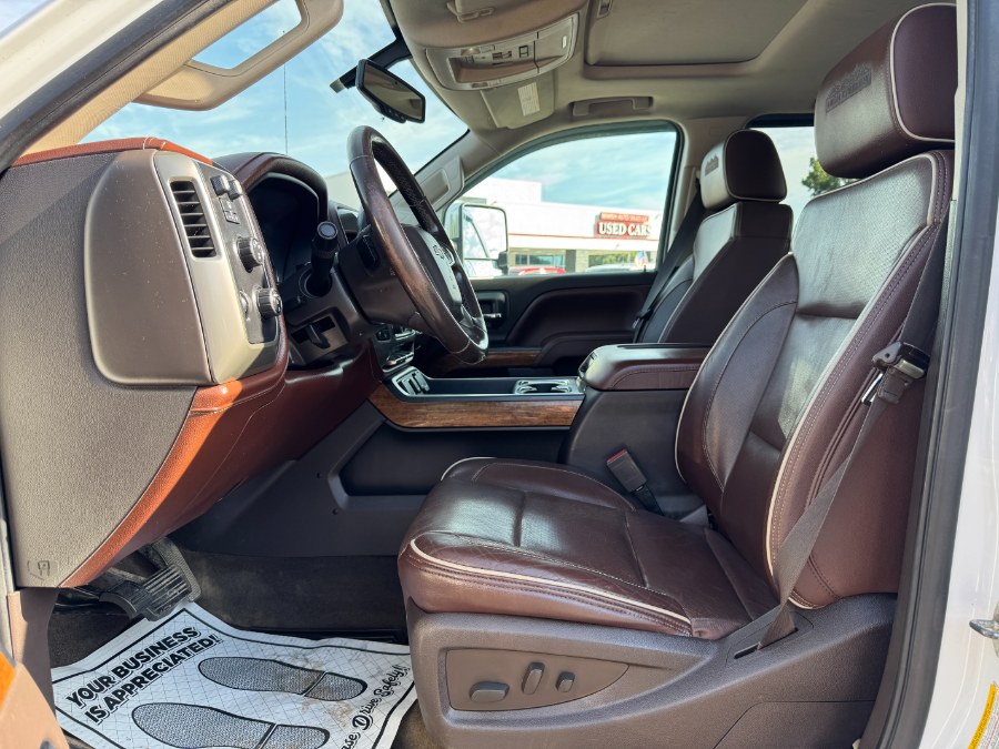2016 Chevrolet Silverado 2500HD 4WD Crew Cab 153.7" High Country, available for sale in Ortonville, Michigan | Marsh Auto Sales LLC. Ortonville, Michigan 2016 Chevrolet Silverado 2500HD 4WD Crew Cab 153.7" High Country, available for sale in Ortonville, Michigan | Marsh Auto Sales LLC. Ortonville, Michigan