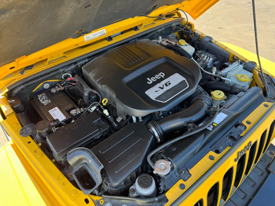 2015 Jeep Wrangler Unlimited 4WD 4dr Sahara, available for sale in Ortonville, Michigan | Marsh Auto Sales LLC. Ortonville, Michigan 2015 Jeep Wrangler Unlimited 4WD 4dr Sahara, available for sale in Ortonville, Michigan | Marsh Auto Sales LLC. Ortonville, Michigan