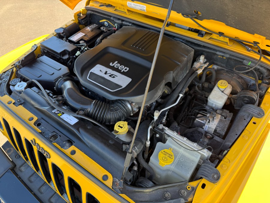 2015 Jeep Wrangler Unlimited 4WD 4dr Sahara, available for sale in Ortonville, Michigan | Marsh Auto Sales LLC. Ortonville, Michigan 2015 Jeep Wrangler Unlimited 4WD 4dr Sahara, available for sale in Ortonville, Michigan | Marsh Auto Sales LLC. Ortonville, Michigan