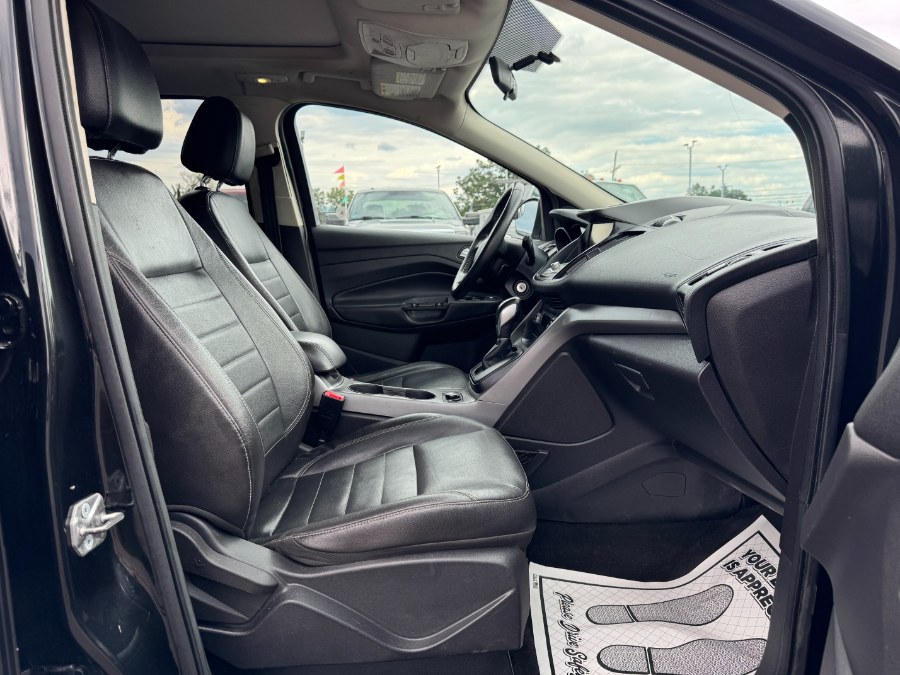 2014 Ford Escape 4WD 4dr SE, available for sale in Ortonville, Michigan | Marsh Auto Sales LLC. Ortonville, Michigan 2014 Ford Escape 4WD 4dr SE, available for sale in Ortonville, Michigan | Marsh Auto Sales LLC. Ortonville, Michigan