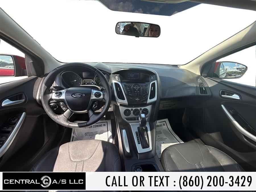 2013 Ford Focus 4dr Sdn SE, available for sale in East Windsor, Connecticut | Central A/S LLC. East Windsor, Connecticut 2013 Ford Focus 4dr Sdn SE, available for sale in East Windsor, Connecticut | Central A/S LLC. East Windsor, Connecticut