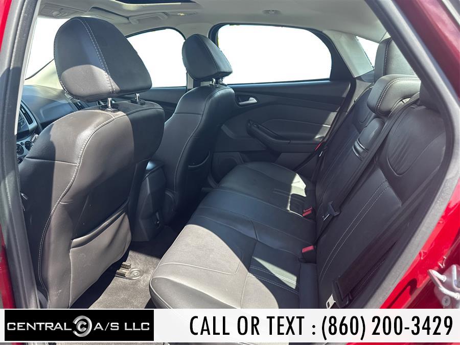 2013 Ford Focus 4dr Sdn SE, available for sale in East Windsor, Connecticut | Central A/S LLC. East Windsor, Connecticut 2013 Ford Focus 4dr Sdn SE, available for sale in East Windsor, Connecticut | Central A/S LLC. East Windsor, Connecticut