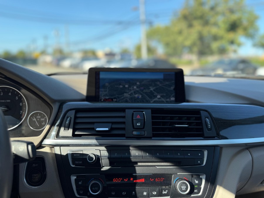 2013 BMW 3 Series 4dr Sdn 328i xDrive AWD SULEV, available for sale in Hicksville, New York | REGAL AUTOHAUS Auto Service and Sales. Hicksville, New York 2013 BMW 3 Series 4dr Sdn 328i xDrive AWD SULEV, available for sale in Hicksville, New York | REGAL AUTOHAUS Auto Service and Sales. Hicksville, New York