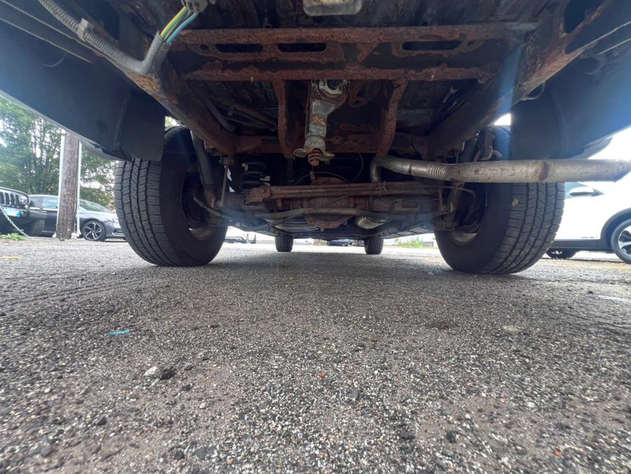 2004 Chevrolet Suburban 4dr 1500 4WD LS, available for sale in Lodi, New Jersey | Route 46 Auto Sales Inc. Lodi, New Jersey 2004 Chevrolet Suburban 4dr 1500 4WD LS, available for sale in Lodi, New Jersey | Route 46 Auto Sales Inc. Lodi, New Jersey