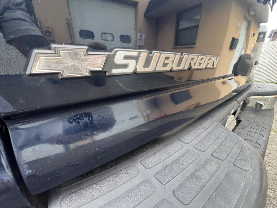 2004 Chevrolet Suburban 4dr 1500 4WD LS, available for sale in Lodi, New Jersey | Route 46 Auto Sales Inc. Lodi, New Jersey 2004 Chevrolet Suburban 4dr 1500 4WD LS, available for sale in Lodi, New Jersey | Route 46 Auto Sales Inc. Lodi, New Jersey