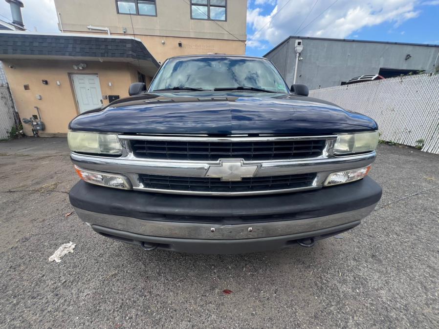 2004 Chevrolet Suburban 4dr 1500 4WD LS, available for sale in Lodi, New Jersey | Route 46 Auto Sales Inc. Lodi, New Jersey 2004 Chevrolet Suburban 4dr 1500 4WD LS, available for sale in Lodi, New Jersey | Route 46 Auto Sales Inc. Lodi, New Jersey