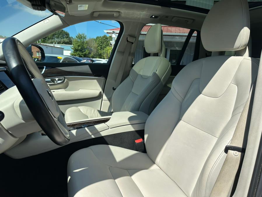 2018 Volvo XC90 T6 AWD 7-Passenger Momentum, available for sale in South Windsor, Connecticut | Mike And Tony Auto Sales, Inc. South Windsor, Connecticut 2018 Volvo XC90 T6 AWD 7-Passenger Momentum, available for sale in South Windsor, Connecticut | Mike And Tony Auto Sales, Inc. South Windsor, Connecticut
