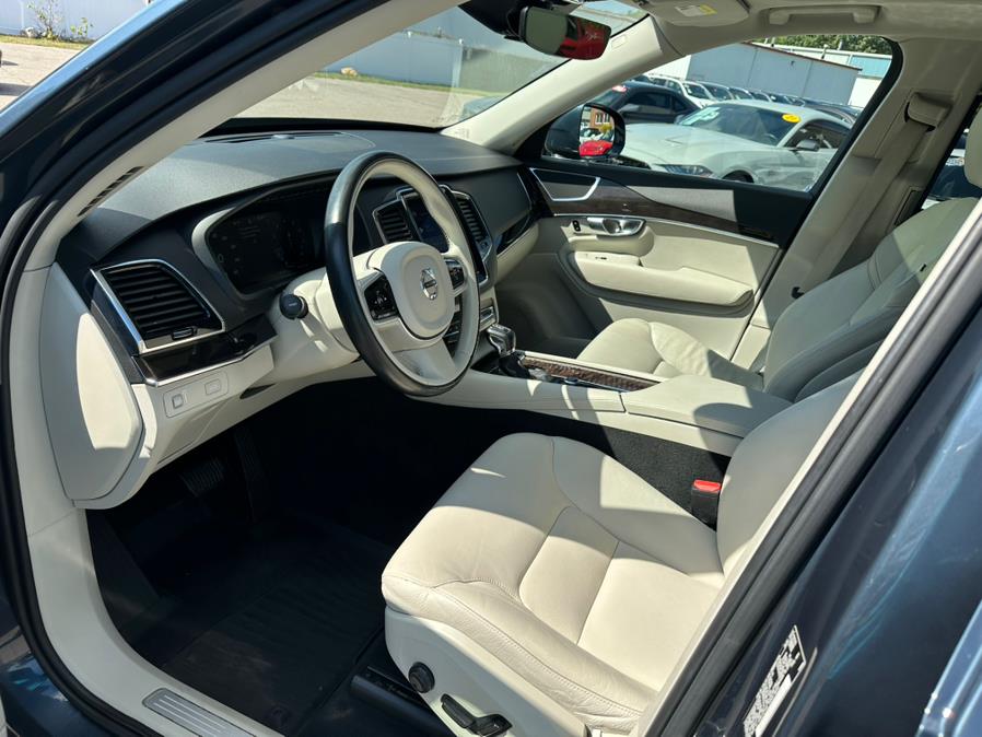 2018 Volvo XC90 T6 AWD 7-Passenger Momentum, available for sale in South Windsor, Connecticut | Mike And Tony Auto Sales, Inc. South Windsor, Connecticut 2018 Volvo XC90 T6 AWD 7-Passenger Momentum, available for sale in South Windsor, Connecticut | Mike And Tony Auto Sales, Inc. South Windsor, Connecticut