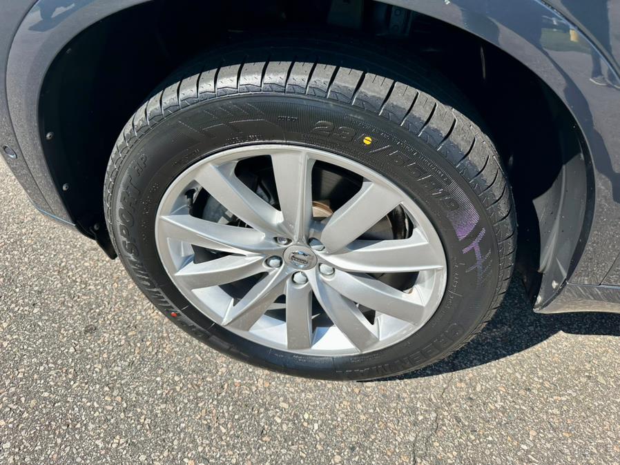 2018 Volvo XC90 T6 AWD 7-Passenger Momentum, available for sale in South Windsor, Connecticut | Mike And Tony Auto Sales, Inc. South Windsor, Connecticut 2018 Volvo XC90 T6 AWD 7-Passenger Momentum, available for sale in South Windsor, Connecticut | Mike And Tony Auto Sales, Inc. South Windsor, Connecticut