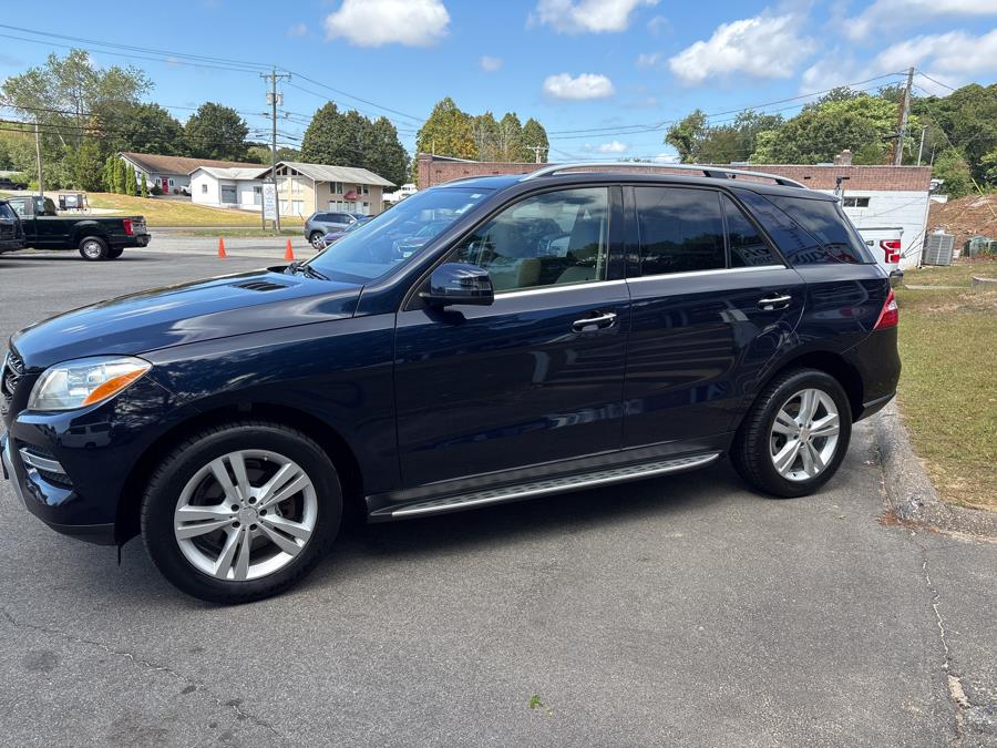 2015 Mercedes-Benz M-Class 4MATIC 4dr ML 350, available for sale in Old Saybrook, Connecticut | Saybrook Auto Barn. Old Saybrook, Connecticut 2015 Mercedes-Benz M-Class 4MATIC 4dr ML 350, available for sale in Old Saybrook, Connecticut | Saybrook Auto Barn. Old Saybrook, Connecticut