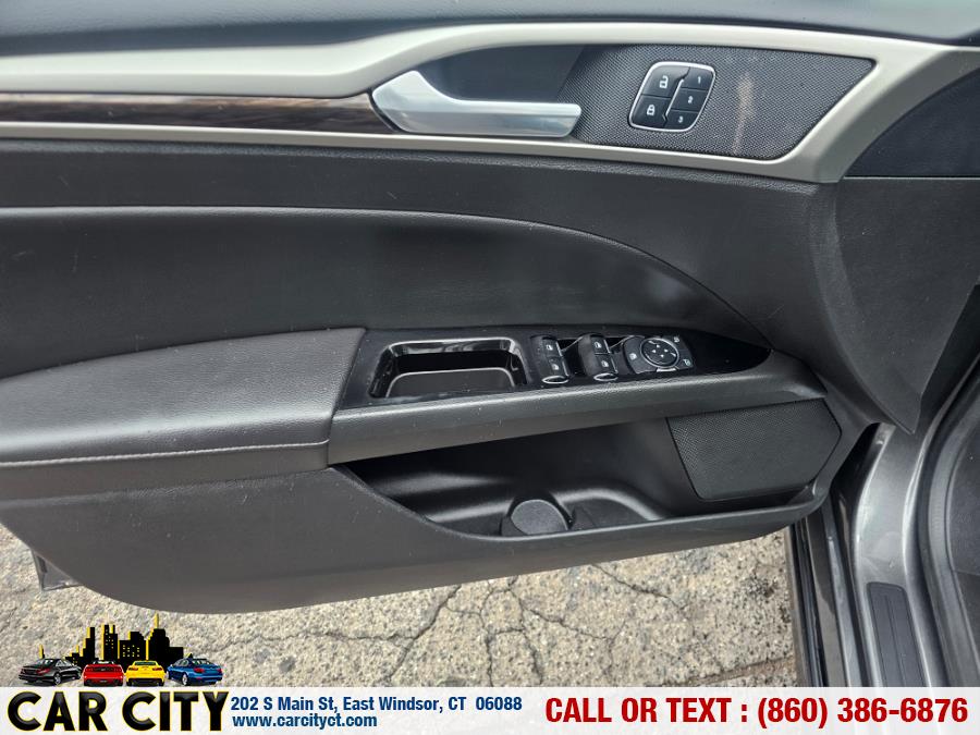 2016 Ford Fusion 4dr Sdn SE AWD, available for sale in East Windsor, Connecticut | Car City LLC. East Windsor, Connecticut 2016 Ford Fusion 4dr Sdn SE AWD, available for sale in East Windsor, Connecticut | Car City LLC. East Windsor, Connecticut