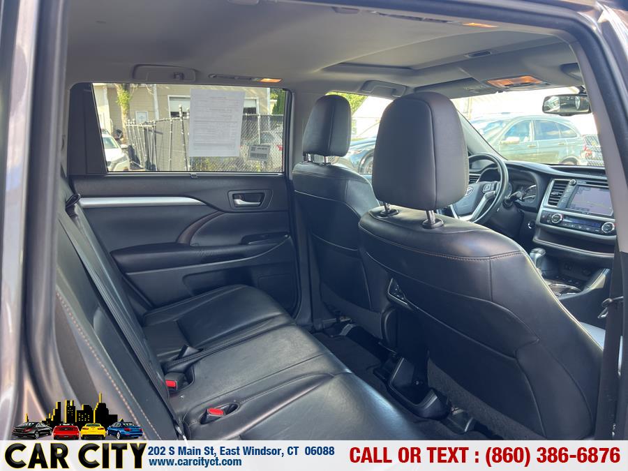 2015 Toyota Highlander AWD 4dr V6 XLE (Natl), available for sale in East Windsor, Connecticut | Car City LLC. East Windsor, Connecticut 2015 Toyota Highlander AWD 4dr V6 XLE (Natl), available for sale in East Windsor, Connecticut | Car City LLC. East Windsor, Connecticut